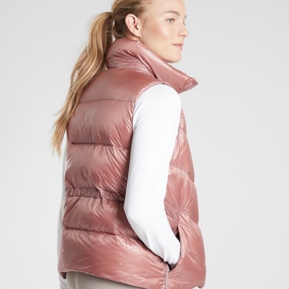 Athleta Women’s Lofty Down Vest In Rose Gold Mauve - Picture 4 of 9